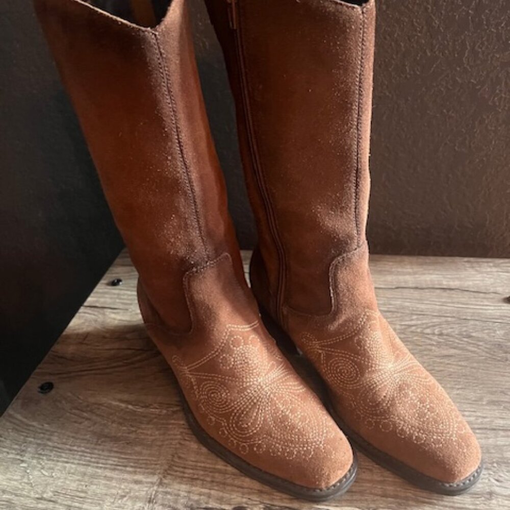 Dr. Scholls LASSO Brown Suede Embroidered Women's Western style Boots Size 6